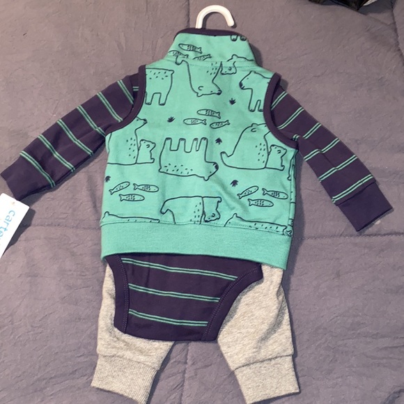 Boys Carter’s 3 pieces outfit 3months New - Picture 2 of 4